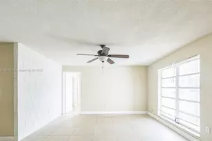 8361 NW 28th Pl, Sunrise, FL 33322 - Photo 18