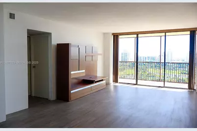 20379 W Country Club Dr #2636, Aventura, FL 33180 - Photo 6