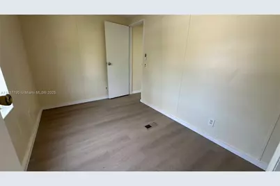 35250 SW 177th Ct 206, Homestead, FL 33034 - Photo 8