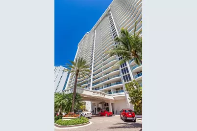 7000 Island Blvd #2504, Aventura, FL 33160 - Photo 2