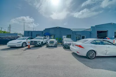 Premier Turnkey Bodyshop For Sale in Hollywood, Hollywood, FL 33020 - Photo 10
