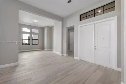 9065 W Parkland Bay Trl, Parkland, FL 33076 - Photo 8