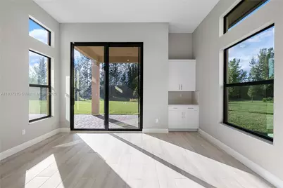 9065 W Parkland Bay Trl, Parkland, FL 33076 - Photo 20