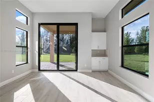 9065 W Parkland Bay Trl, Parkland, FL 33076 - Photo 20