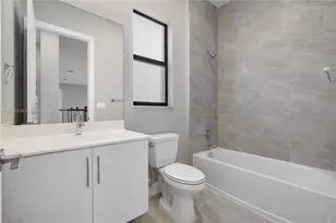 9065 W Parkland Bay Trl, Parkland, FL 33076 - Photo 34