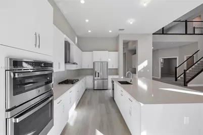 9065 W Parkland Bay Trl, Parkland, FL 33076 - Photo 18