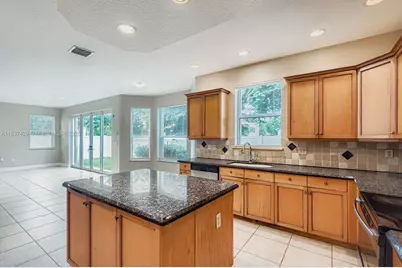 4934 SW 158th Way, Miramar, FL 33027 - Photo 6