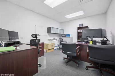 10405 NW 37th Ter, Doral, FL 33178 - Photo 10