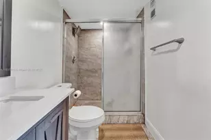 7730 NW 50th St, Lauderhill, FL 33351 - Photo 8