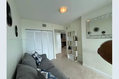 41 SE 5th St #2308, Miami, FL 33131 - Photo 12