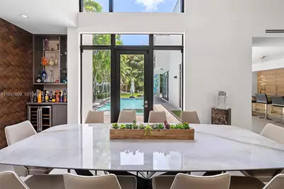 7621 SW 59th Ct, South Miami, FL 33143 - Photo 8