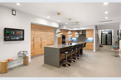 7621 SW 59th Ct, South Miami, FL 33143 - Photo 12