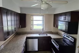 1450 NE 191st St, Miami, FL 33179 - Photo 4