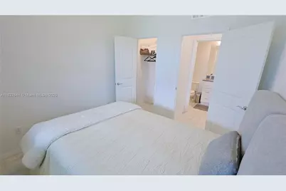 4468 Spruce Ln, Oakland Park, FL 33309 - Photo 26