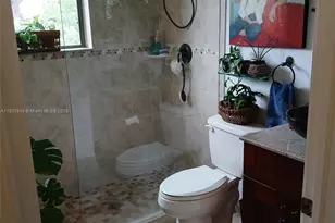 1022 NW 105th Ave, Plantation, FL 33322 - Photo 10