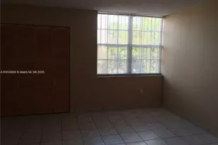 1054 W 44th Terrace, Hialeah, FL 33012 - Photo 10