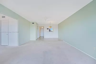 2998 E Sunrise Lakes Dr #414, Sunrise, FL 33322 - Photo 4