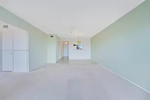 2998 E Sunrise Lakes Dr, Sunrise, FL 33322 - Photo 4