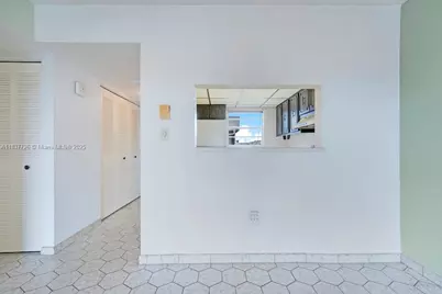 2998 E Sunrise Lakes Dr #414, Sunrise, FL 33322 - Photo 6