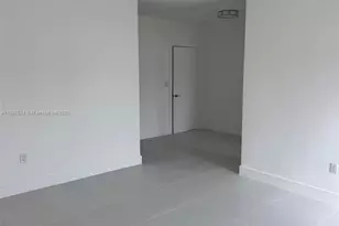 320 85th St, Miami Beach, FL 33141 - Photo 10