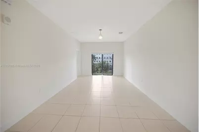 8265 NW 41st St #C-307, Doral, FL 33166 - Photo 2