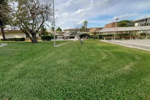 17050 NE 14th Ave, North Miami Beach, FL 33162 - Photo 2