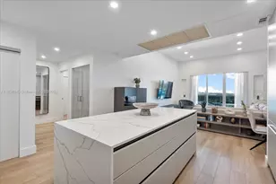 2301 Collins Ave, Miami Beach, FL 33139 - Photo 8