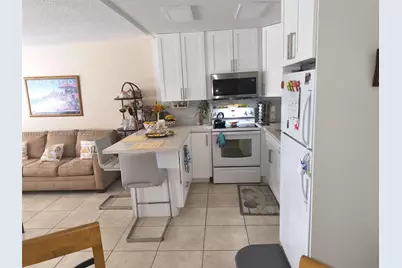 82 Oakridge G #82, Deerfield Beach, FL 33442 - Photo 10