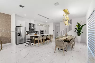 4374 NW 81st Ave, Doral, FL 33166 - Photo 1