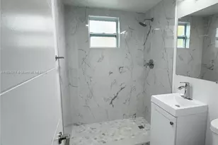 2035 NW 34th St, Miami, FL 33142 - Photo 4