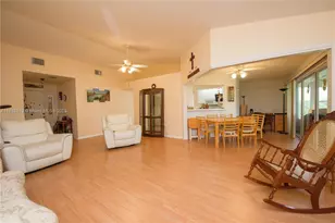 2510 SE 7th Pl, Homestead, FL 33033 - Photo 2