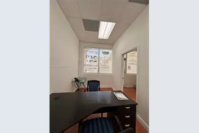 19300 W Dixie Hwy #10-A, Miami, FL 33180 - Photo 1