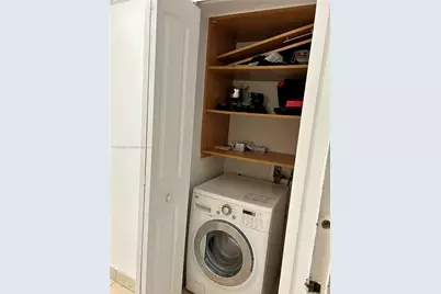 5401 Collins Ave #514, Miami Beach, FL 33140 - Photo 24