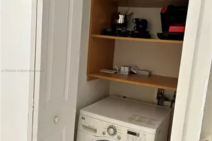 5401 Collins Ave, Miami Beach, FL 33140 - Photo 24