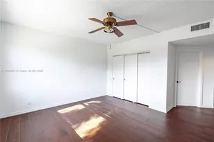 10140 W Bay Harbor Dr, Bay Harbor Islands, FL 33154 - Photo 6