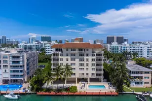 10140 W Bay Harbor Dr, Bay Harbor Islands, FL 33154 - Photo 32