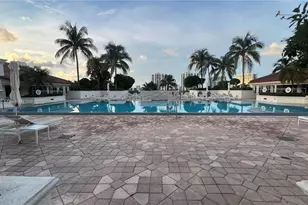 19900 E Country Club Dr, Aventura, FL 33180 - Photo 12