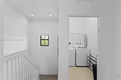 19111 NE 8th Ct, Miami, FL 33179 - Photo 40