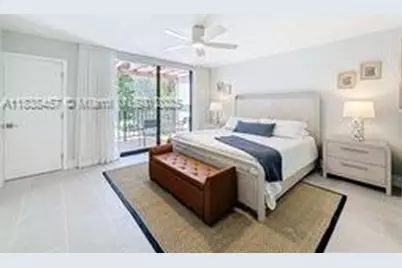 350 Grapetree Dr #405, Key Biscayne, FL 33149 - Photo 22