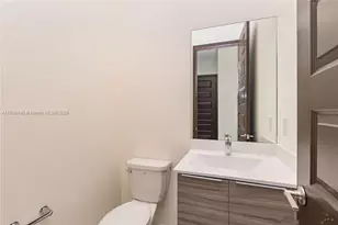 8853 NW 155th Ter, Miami Lakes, FL 33018 - Photo 16