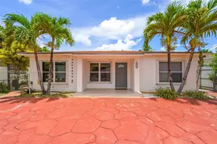 2761 SW 33rd Ct, Miami, FL 33133 - Photo 2