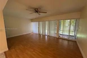 8005 Lagos De Campo Blvd, Tamarac, FL 33321 - Photo 6