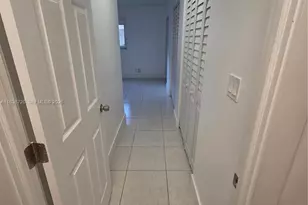 620 NE 12th Ave, Hallandale Beach, FL 33009 - Photo 12