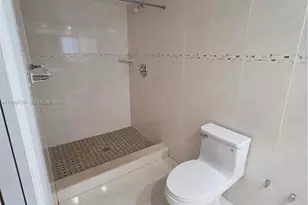 620 NE 12th Ave, Hallandale Beach, FL 33009 - Photo 6