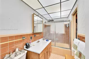 85 NW 21st St, Homestead, FL 33030 - Photo 12
