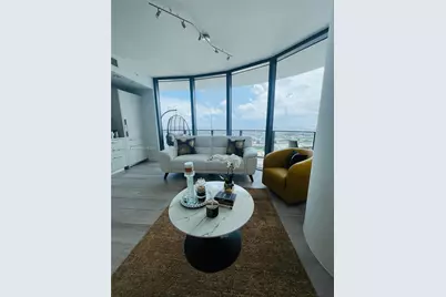 55 SW 9th St #3308, Miami, FL 33130 - Photo 14