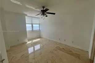 770 Claughton Island Dr, Miami, FL 33131 - Photo 24