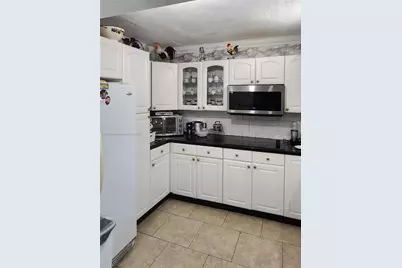 2750 NE 183rd St #1701, Aventura, FL 33160 - Photo 12