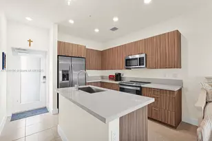 8301 NW 41st St, Doral, FL 33166 - Photo 14