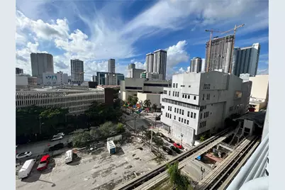 234 NE 3rd St #905, Miami, FL 33132 - Photo 22